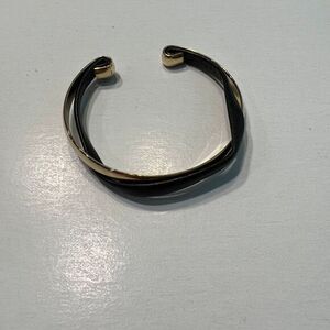 Shiraleah Chicago Designer Two-Tone Modern Cuff Bracelet Gold Black‎ Statement